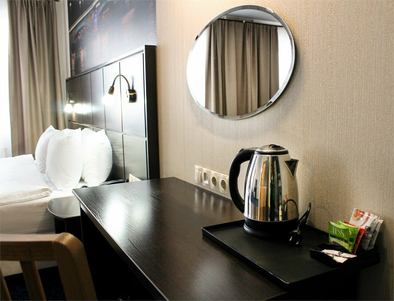 Гостиница Охтинская Санкт-Петербург