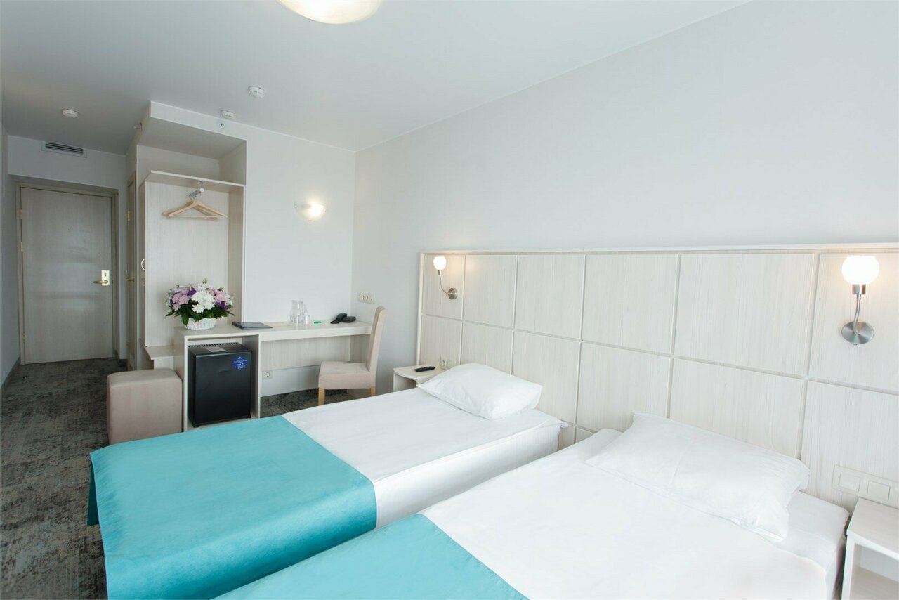 Гостиница Охтинская Санкт-Петербург