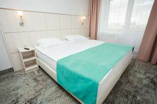 Гостиница Охтинская Санкт-Петербург Комфорт с видом на Неву-2