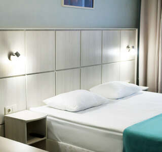 Гостиница Охтинская Санкт-Петербург-0