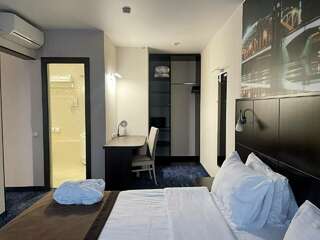 Гостиница Охтинская Санкт-Петербург Джуниор сьют семейный-5