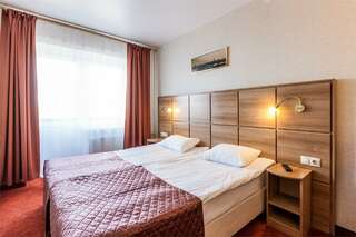 Гостиница Охтинская Санкт-Петербург Стандарт с видом на Неву-1